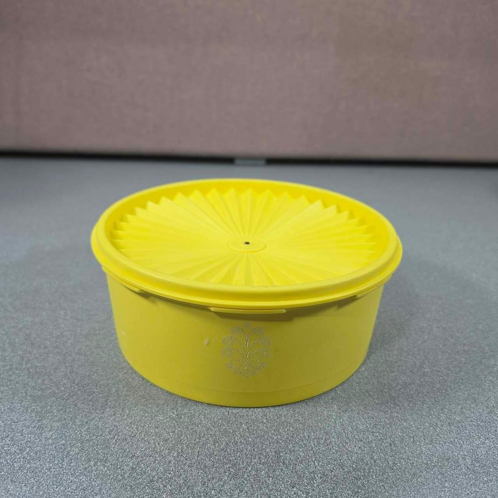 Tupperware Servalier Bowl Vintage Yellow Sunburst Lid Floral Graphic Excellent